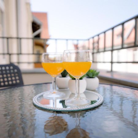 Cosy Balcony Apartment Грудзёндз Экстерьер фото